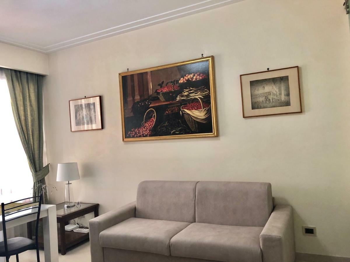 Visconti Apartment. Roma Exterior foto